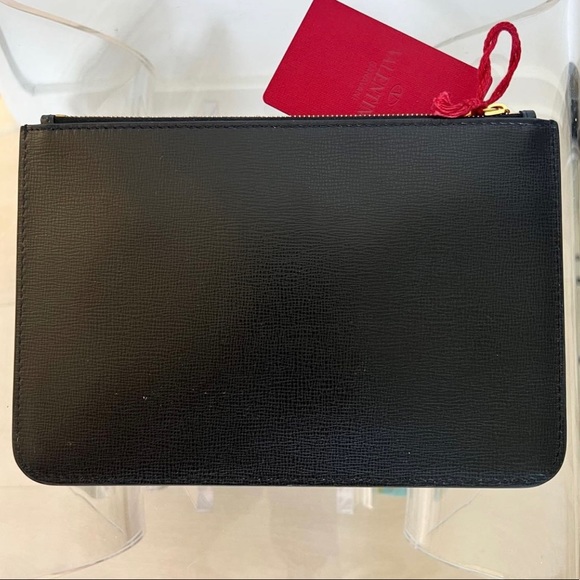 New Valentino Clutch - Picture 3 of 3